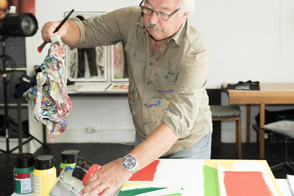 Bart Langeveld schilder expo muren van glas eenzaamheid embassy of loneliness betondorp